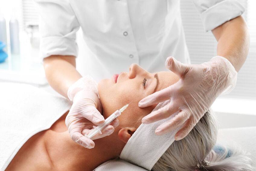 Injection acide hyaluronique ou botox à Puyricard avec le Dr MARTINS Elsa 